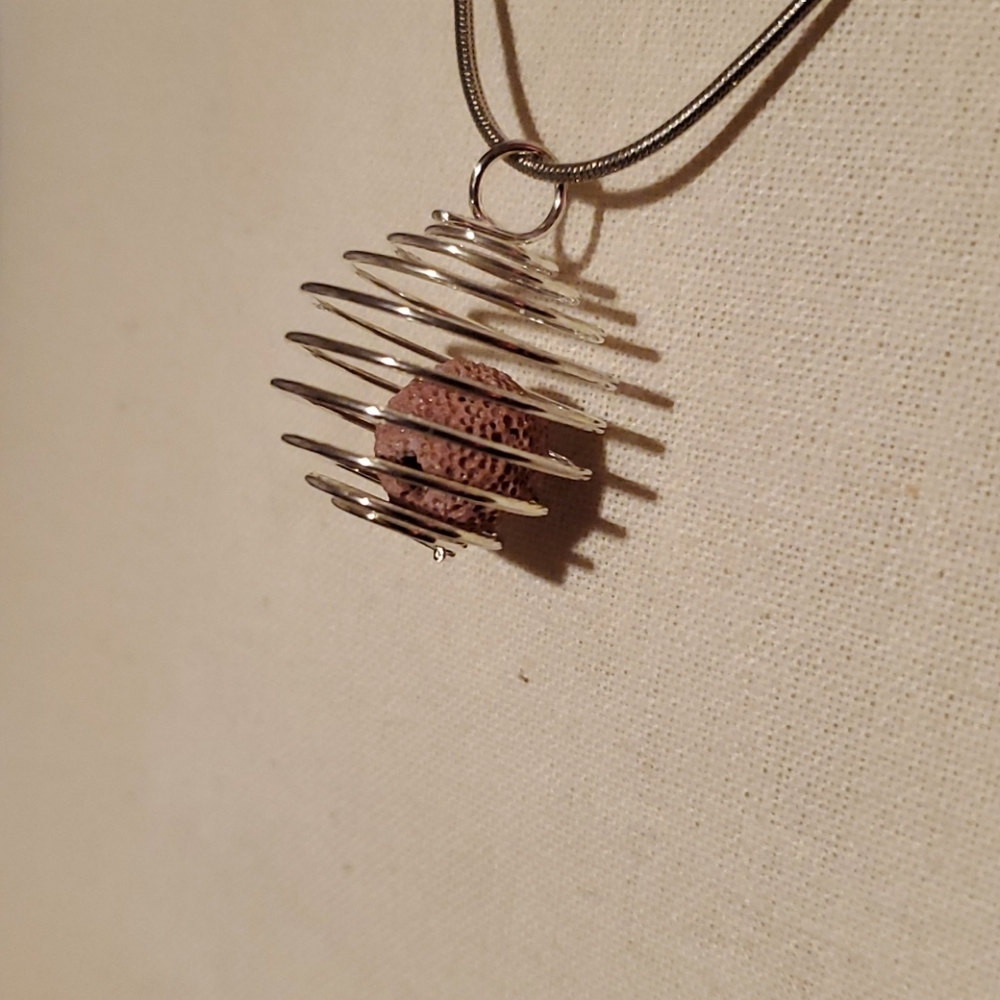 💞Oil diffuser necklace - Picture 2 of 4
